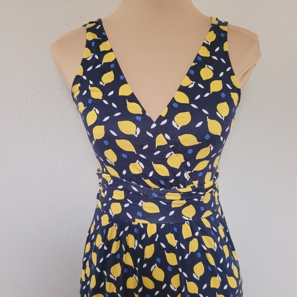 Boden Lemon Print Knit Dress - Picture 4 of 6
